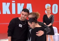 Müge Anlı’da 23 yıllık mucize: Nilsu ve Aziz hiç görmedikleri annelerine kavuştu!