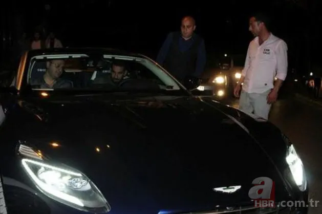 Hakan Çalhanoğlu'nun süper lüks otomobili! İşte futbolcuların arabaları 12