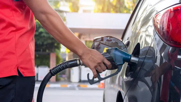 6 Mart akaryakıt fiyatları güncel liste: 1 litre benzin ve mazot fiyatı ne kadar, kaç TL oldu? İstanbul, Ankara, İzmir, Bursa... - 3