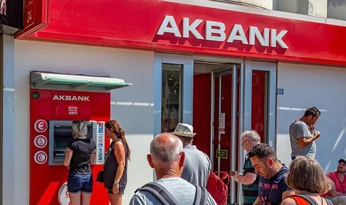 Akbank'tan son dakika açıklaması: ATM'ler yeniden hizmet vermeye başladı - 2