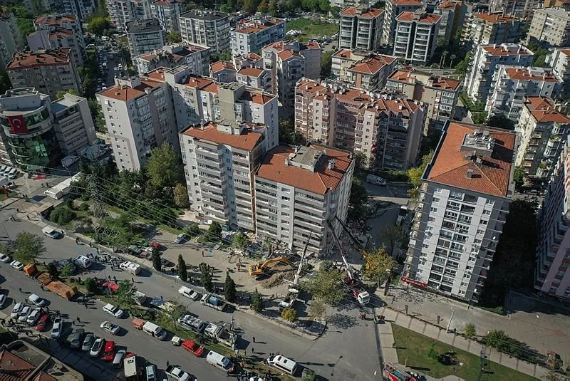 Meb Son Dakika Izmir De Okullar Tatil Mi Depremden Dolayi Okullar 1 Hafta Tatil Mi Oldu