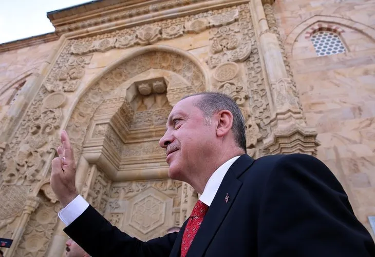 Erdoğan, Bulancak ilçesinde Sarayburnu Camisi’nin açılışını gerçekleştirdi