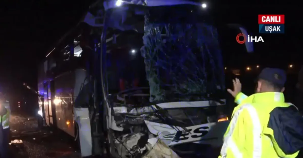 Uşak'ta otobüs kazası! Ölü ve yaralılar var