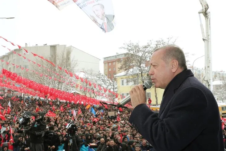 Başkan Erdoğan'a Erzurum'da sıcak karşılama