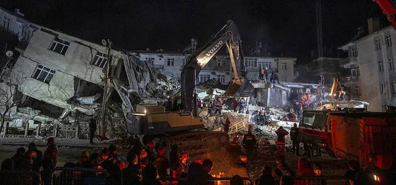 Türkiye Elazığ'a ağlarken sosyal medyada provokatörlük yaptılar!