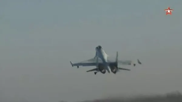 Rus ve Çin jetleri havalandı dünya basını savaş çığırtkanlığı yaptı! Milyonları korkutan hamle... - 5