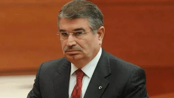 fetonun-simge-ismi-ahmet-bedirden-iyi-parti-adayi-idris-naim-sahine-ozel-dua-1681296239435.jpeg FETÖ'nün "simge ismi" Ahmet Bedir'den İYİ Parti adayı İdris Naim Şahin'e özel dua! - 5