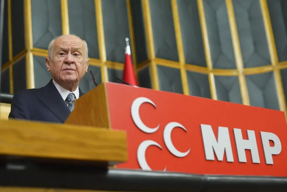 mhp-lideri-bahceliden-teroristbasi-ocalan-icin-yeni-cikis-baris-sureci-koordinatorlugu-onerisi-1777986811275.jpeg MHP lideri Bahçeli'den teröristbaşı Öcalan için yeni çıkış: Barış Süreci Koordinatörlüğü önerisi - 3