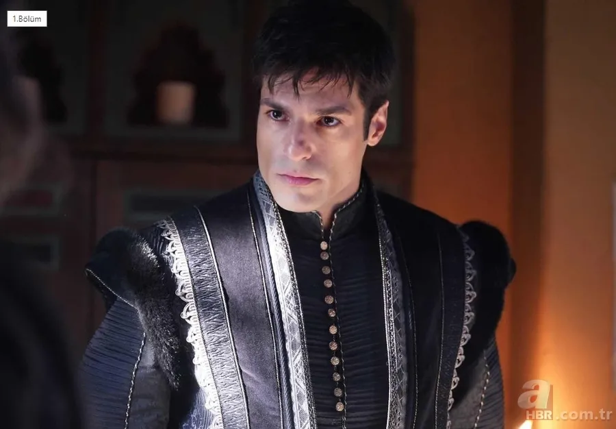 Mehmed Fetihler Sultanı dizisinin başrolü Serkan Çayoğlu'nun eşini gören şaşırdı! Meğer aynı dizide rol almışlar... 3