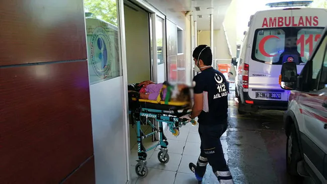 İstanbul’da darp ettikleri kadını yola attılar - 3