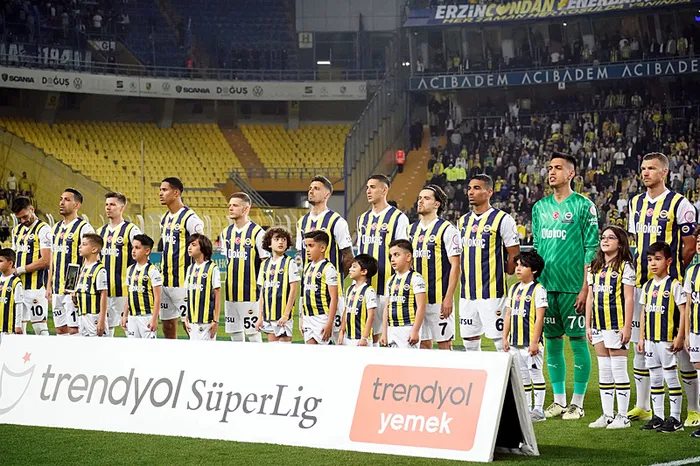 kadikoyde-fener-alayi-fenerbahce-4-2-adana-demirspor-mac-sonucu-1712172444346.jpg Kadıköy'de Fener alayı! Fenerbahçe 4-2 Adana Demirspor (MAÇ SONUCU) - 2