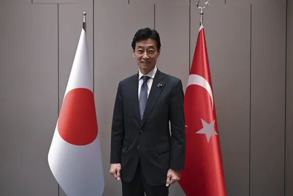 1694086567273.jpg Japonya Bakan Yasutoshi Nishimura müjdeyi verdi: Türkiye'ye yatırımlar artacak - 2