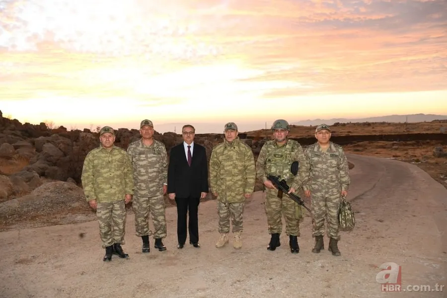 Genelkurmay Başkanı Orgeneral Akar sınır birliklerini denetledi 2
