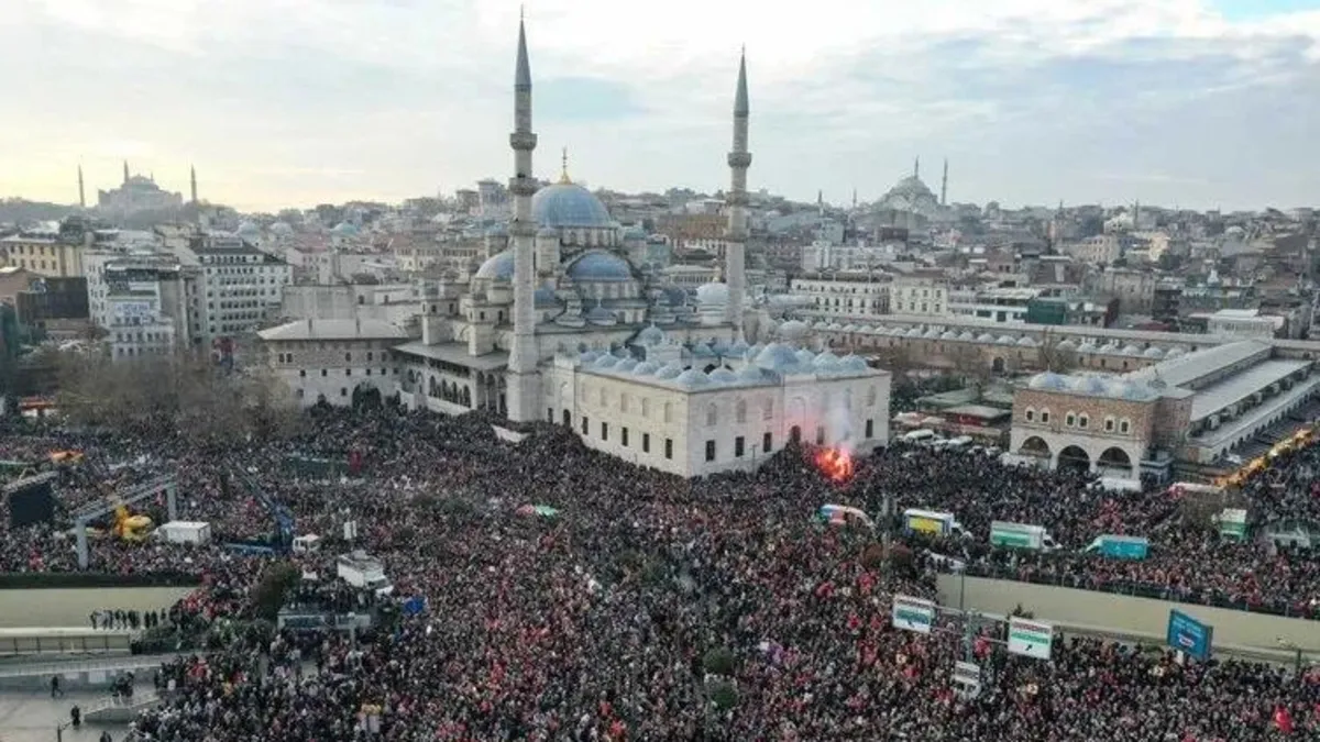 Binlerce vatandaş Gazze için Galata Köprüsü'nde buluşacak: İsrail soykırımına dur de! Bilal Erdoğan A Haber'de çağrıda bulundu