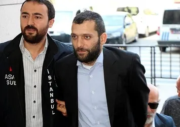 Onur Özbizerdik "Eyüp Sultan'a gidip içkiye tövbe edeceğim"