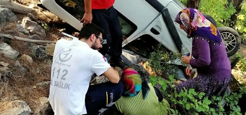 Adana’da korkunç kaza! Uçuruma yuvarlandılar