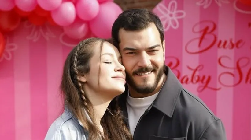 Kuruluş Osman'ın Cerkutay'ı Çağrı Şensoy baba oldu! Minik kızlarını paylaştılar