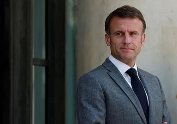 Fransız senatörlerden Macron'un Afrika politikasına bombardıman! Fransa Afrika'dan siliniyor mu?