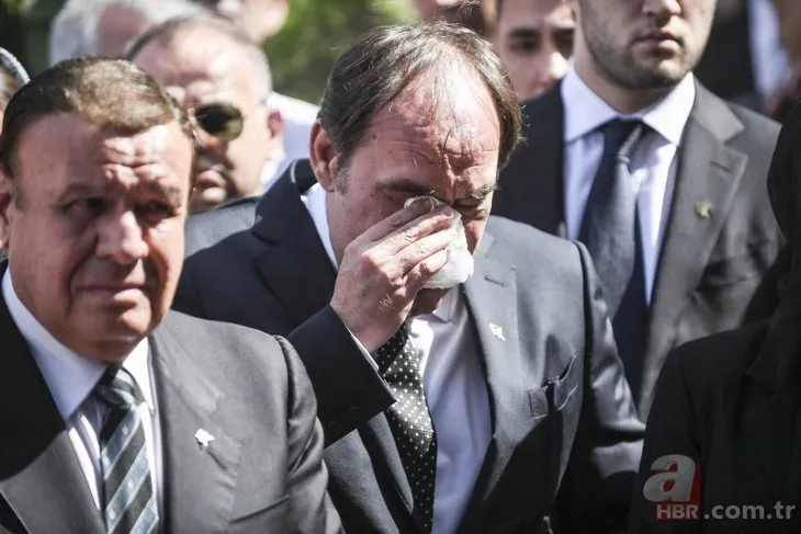 Erdoğan Demirören’in cenazesinde çok sayıda ünlü isim bir araya geldi