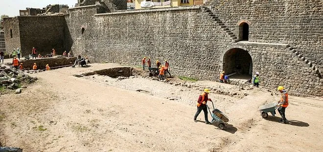 Diyarbakır’da yaklaşık 2 bin yıllık Roma yolu gün yüzüne çıkartılacak