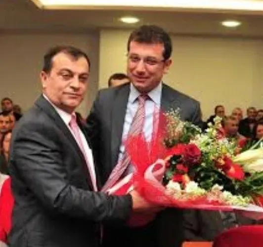 ibbdeki-yolsuzluk-sorusturmasinda-yeni-ifade-paralar-paravan-firmalarla-kacirildi-1757132514082.jpeg İbrahim Bülbüllü - Ekrem İmamoğlu