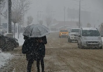 Meteoroloji'den uyarı! İstanbul'a kar yağacak...