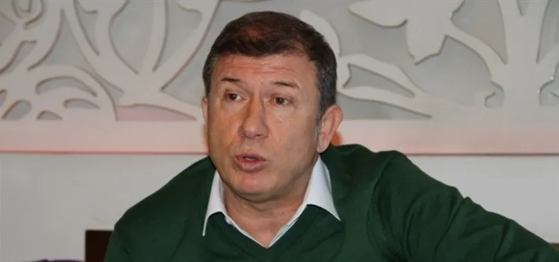 'Gol atamayınca kurşun döktürüyordum'