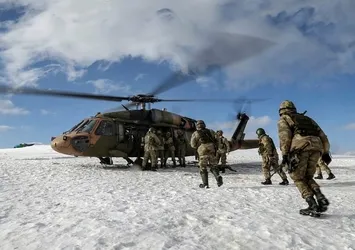 Terör örgütü PKK'nın Kandil'le bağlantısı kesildi