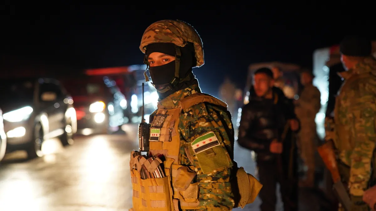 Fitne ateşi alevleniyor! Lazkiye’de mezhep geriliminde Türkiye ne yapacak?