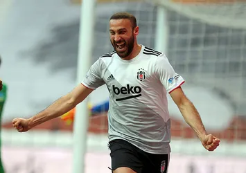 Beşiktaş ve Cenk Tosun arasında görüşmeler sürüyor