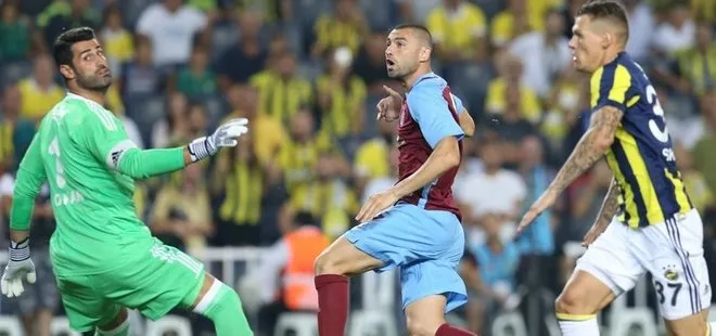 Fenerbahçeli taraftarlar Volkan Demirel’i ıslıkladı
