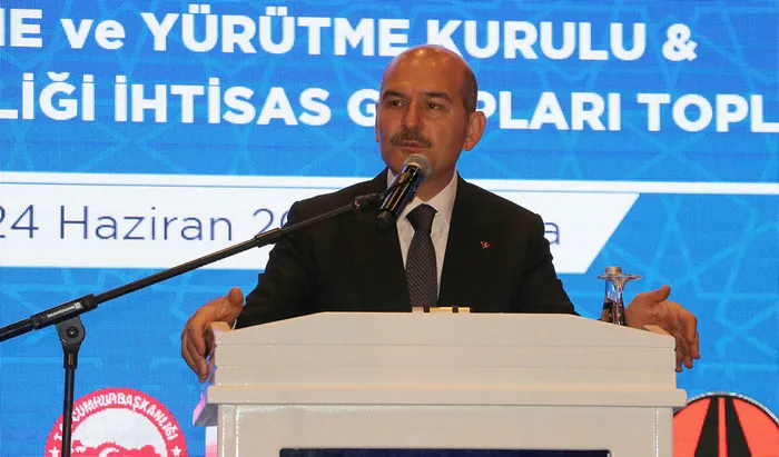 Son dakika: İçişleri Bakanı Süleyman Soylu açıkladı! Otoyollarda hız limitlerinin artırılması çalışması yapılıyor - 1