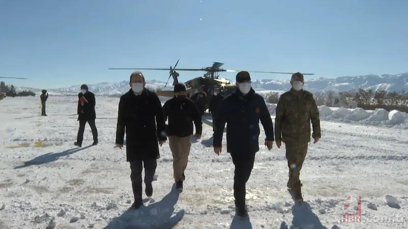 Milli Savunma Bakanı Hulusi Akar Irak sınırında! Sıfır noktasında kritik toplantı 11