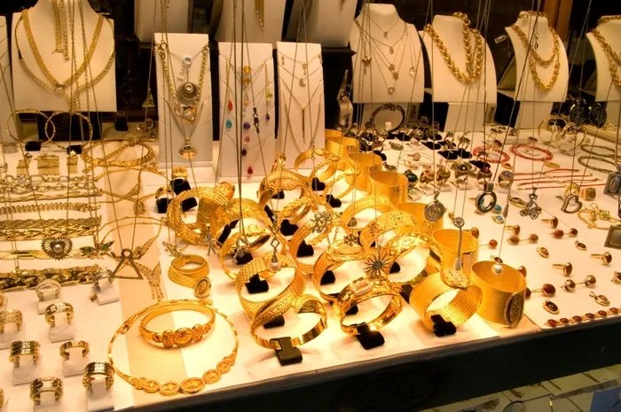 Uzmanından altın ve gram altın için flaş tahmin! Altın alınmalı mı satılmalı mı? | Dolar euro borsa son durum 15 Eylül 2022