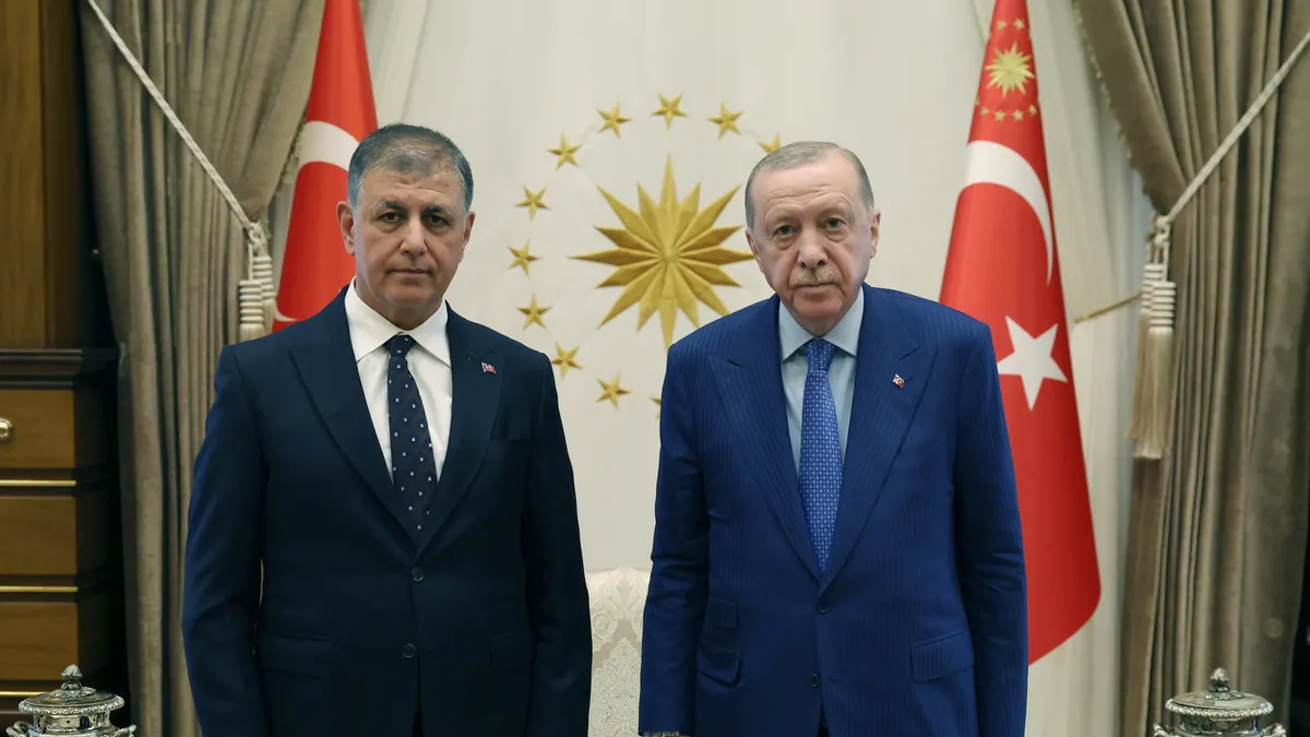 AK Parti'ye katılacağı konuşulan Cemil Tugay'dan iddiaları güçlendiren cevap