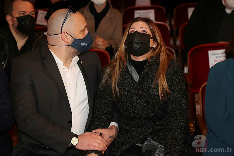 Usta oyuncu Rasim Öztekin’e veda! Gözyaşları içinde uğurlandı 22