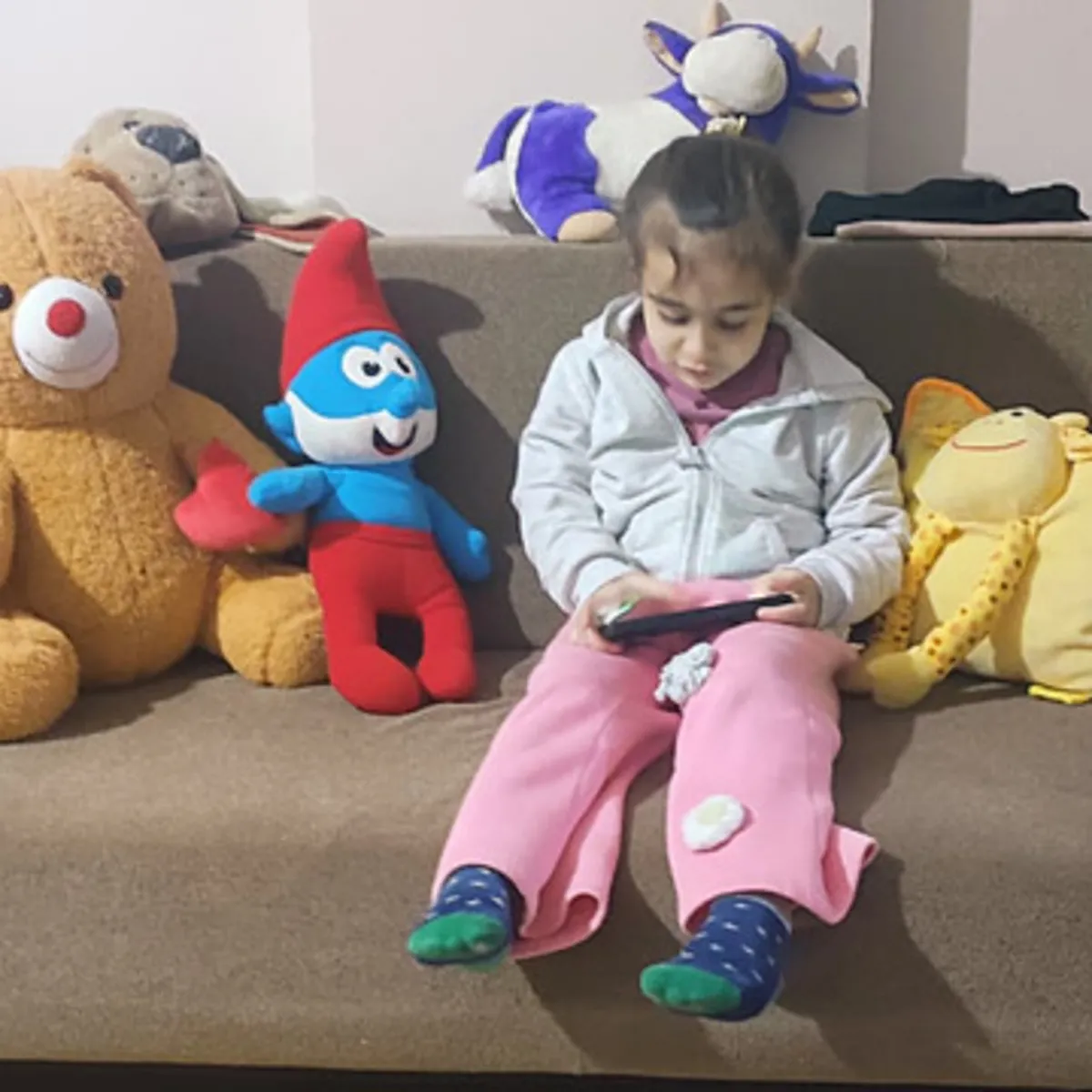 Şiddetli kanaması vardı: 5 yaşındaki Polen'in burnundan tırnak makası zinciri çıktı