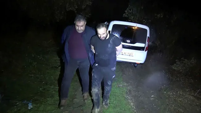 Bursa’da araba çalıp kaçan hırsıza polisten ders olacak söz: Polisten niye korkuyorsun, Allah’tan kork