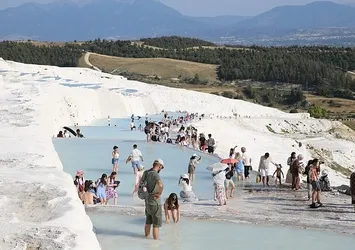 Tatilde müze ve ören yerlerinde ziyaretçi rekoru! 5 günde 633 bin kişi
