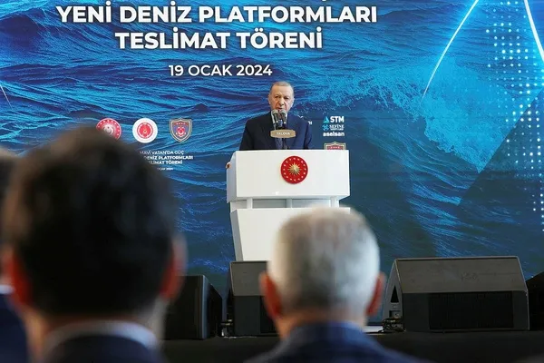 Donanmada gurur günü! Başkan Erdoğan da katıldı | Mavi Vatan’a taze kan: TCG Derya