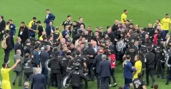 Galatasaray-Fenerbahçe derbisine ilişkin iddianame! Oosterwolde ve Mert Hakan Yandaş için hapis talebi...