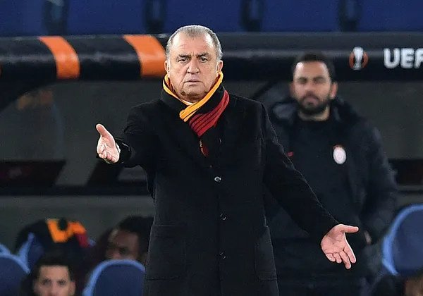 galatasaray-yine-maglup-adana-demirspor-2-0-galatasaray-mac-sonucu-ozet-1640113531952.jpg Galatasaray yine mağlup! Adana Demirspor 2-0 Galatasaray (MAÇ SONUCU-ÖZET) - 4