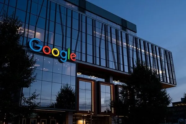 Güney Kore’den Google ve Apple’a komisyon şoku! Dünyada bir ilk