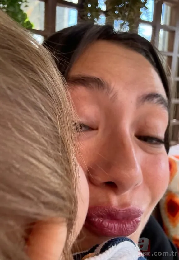 Neslihan Atagül'den Aziz'li kareler: Minik oğlu 1 yaşında 7