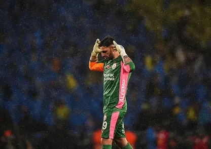 Uğurcan kulübede kupa Fenerbahçe'de! Okan Burak'a çok ağır sözler