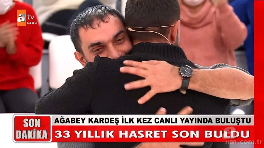 33 yıllık hasret Müge Anlı’da bitti! Turan Çelik oğluna canlı yayında kavuştu! Dede torunun kucaklaşması gözyaşlarına boğdu 8