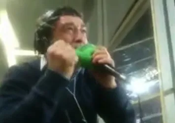 İspanyol spiker kendinden geçti