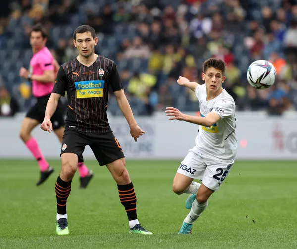 Türkiye kapılarını Ukraynalı kulüp Shakhtar Donetsk'e açtı! Taras Stepanenko'dan samimi sözler: Minnettarız - 5