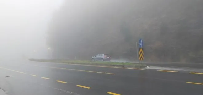 Bolu Dağı’nda sis ve sağanak ulaşımı etkiledi