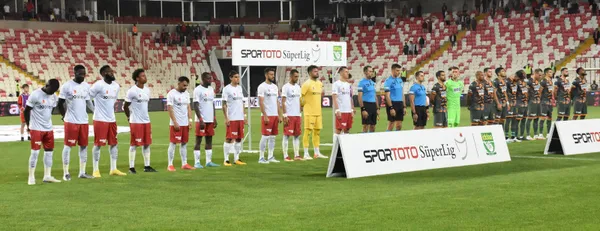 sivasspor-son-dakikada-yikildi-1661192045448.jpg Sivasspor son dakikada yıkıldı - 4